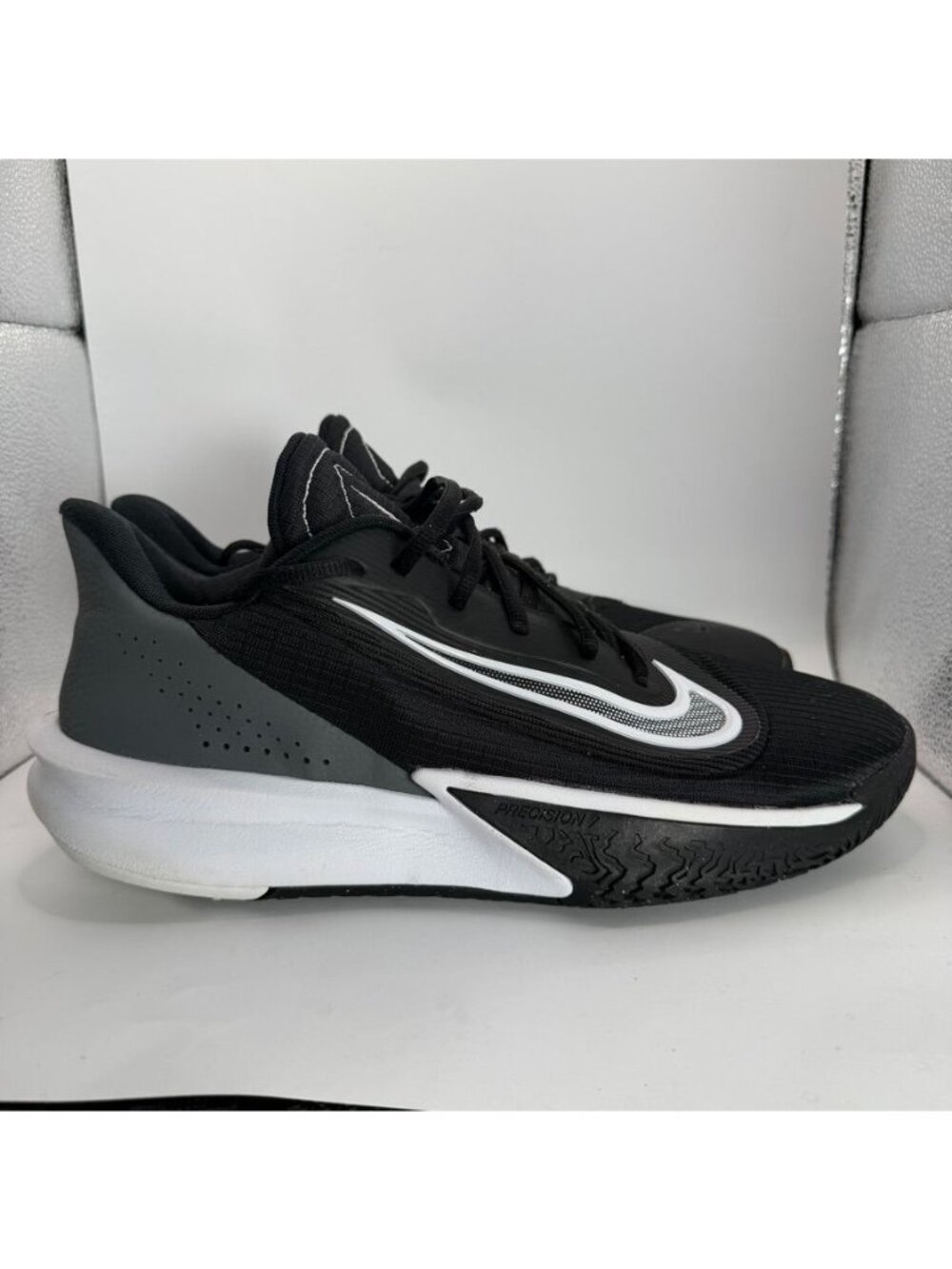 Nike Precision 6 Basketball Shoes Black & Gray Size 11 Mens Athletic Sneakers